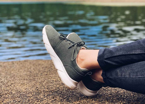 Explorer V2 para Mujer en verde oscuro