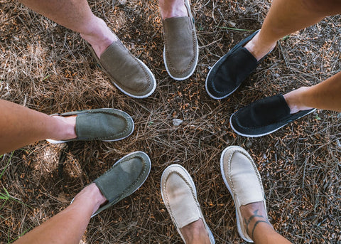 Zapatillas sin cordones de cáñamo SunSlide para hombre en negro