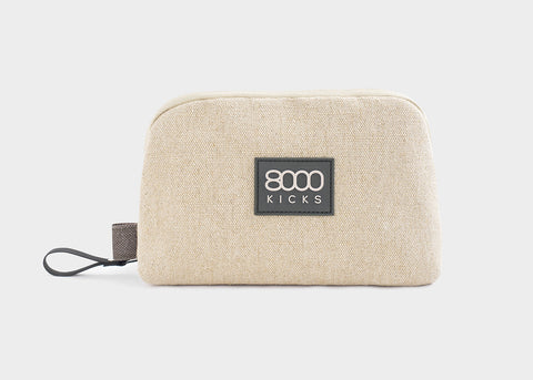 Bolsa de accesorios y tecnología de cáñamo beige