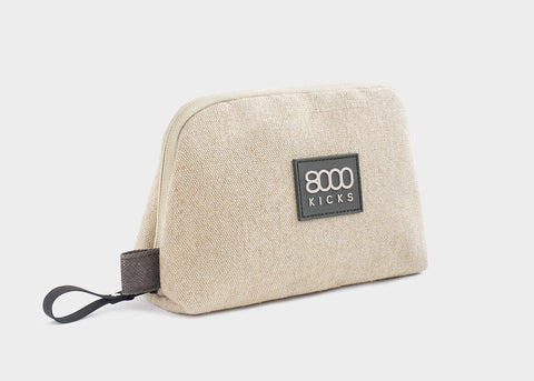 Bolsa de accesorios y tecnología de cáñamo beige